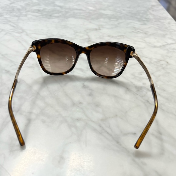 Giorgio Armani AR 8011 Sunglasses - Picture 3 of 11